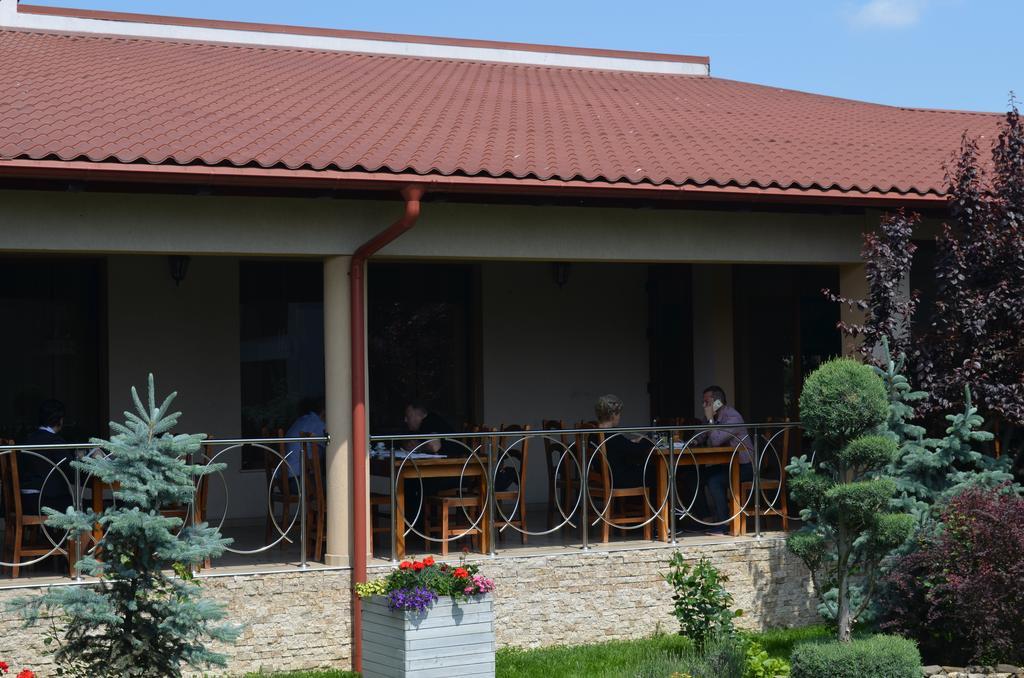 Hotel Astoria Alba Iulia Exterior foto